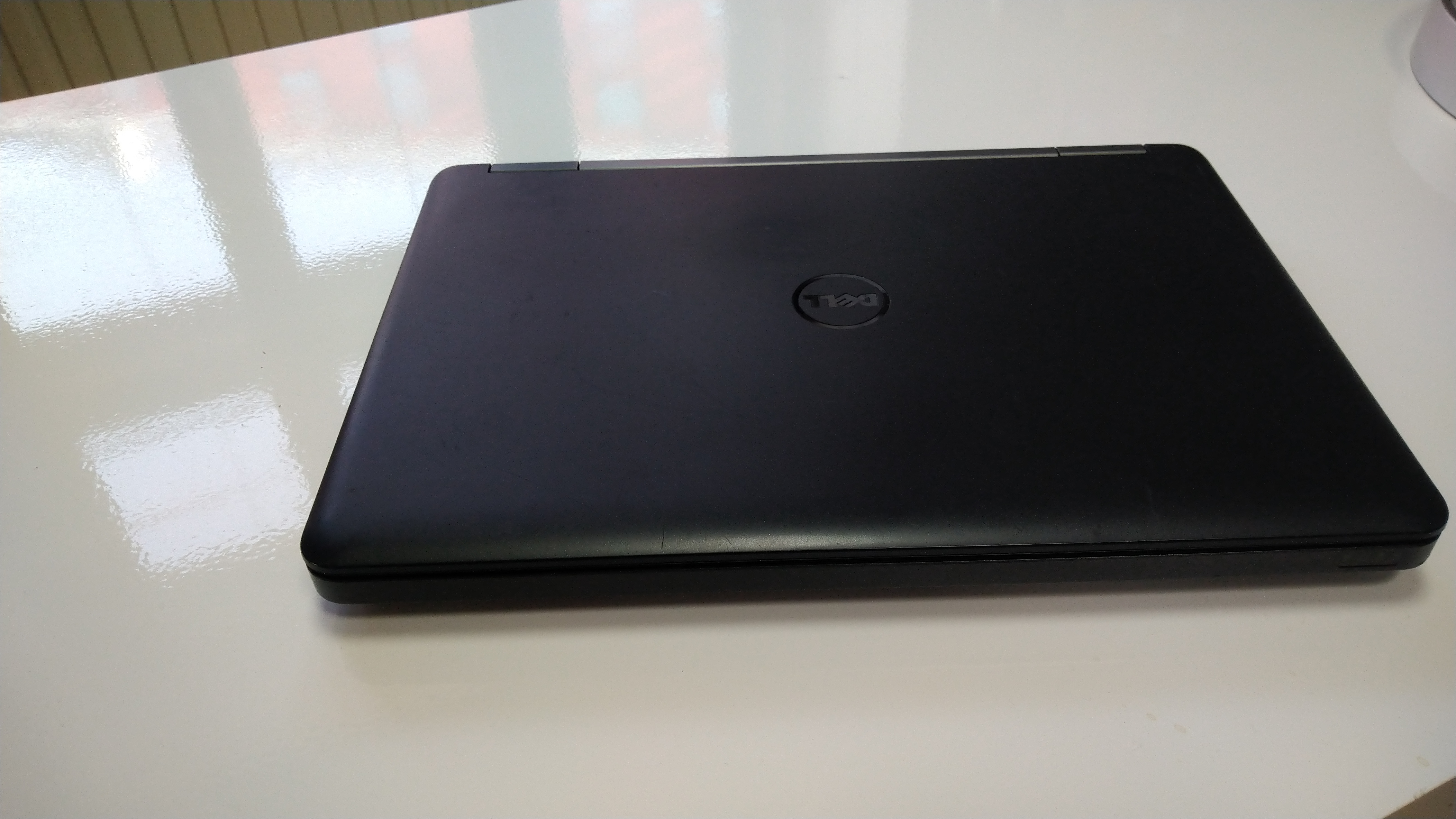 Dell Latitude E5440  Dell